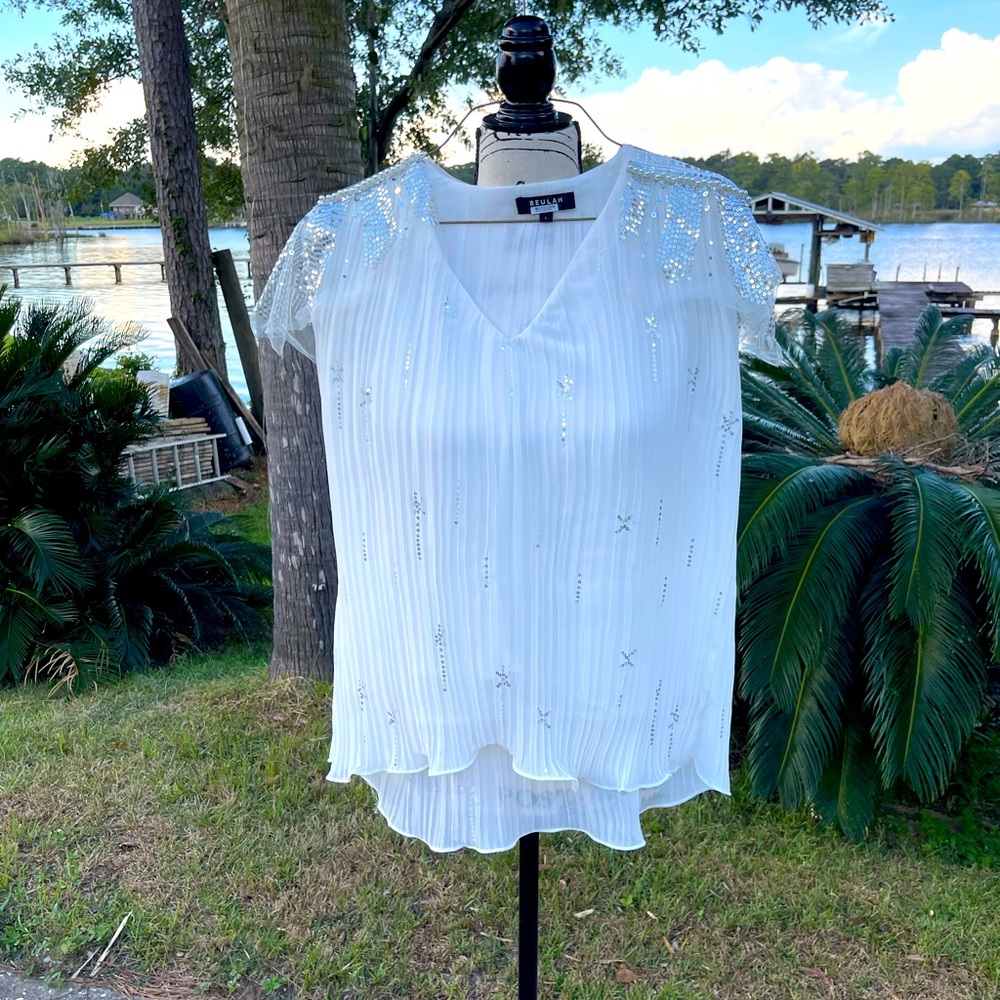 cute boutique top  sz large